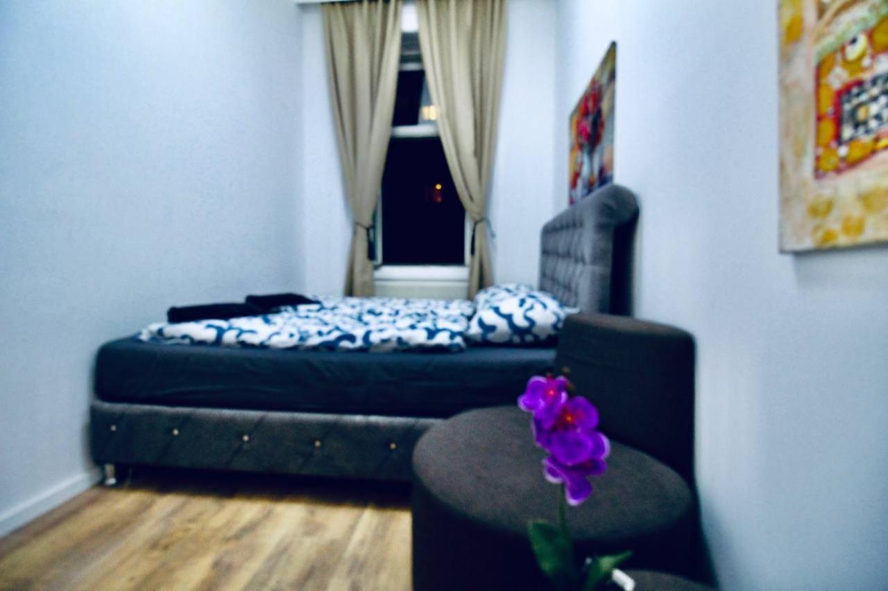 Modern Double Room Js A Vienna Exterior photo