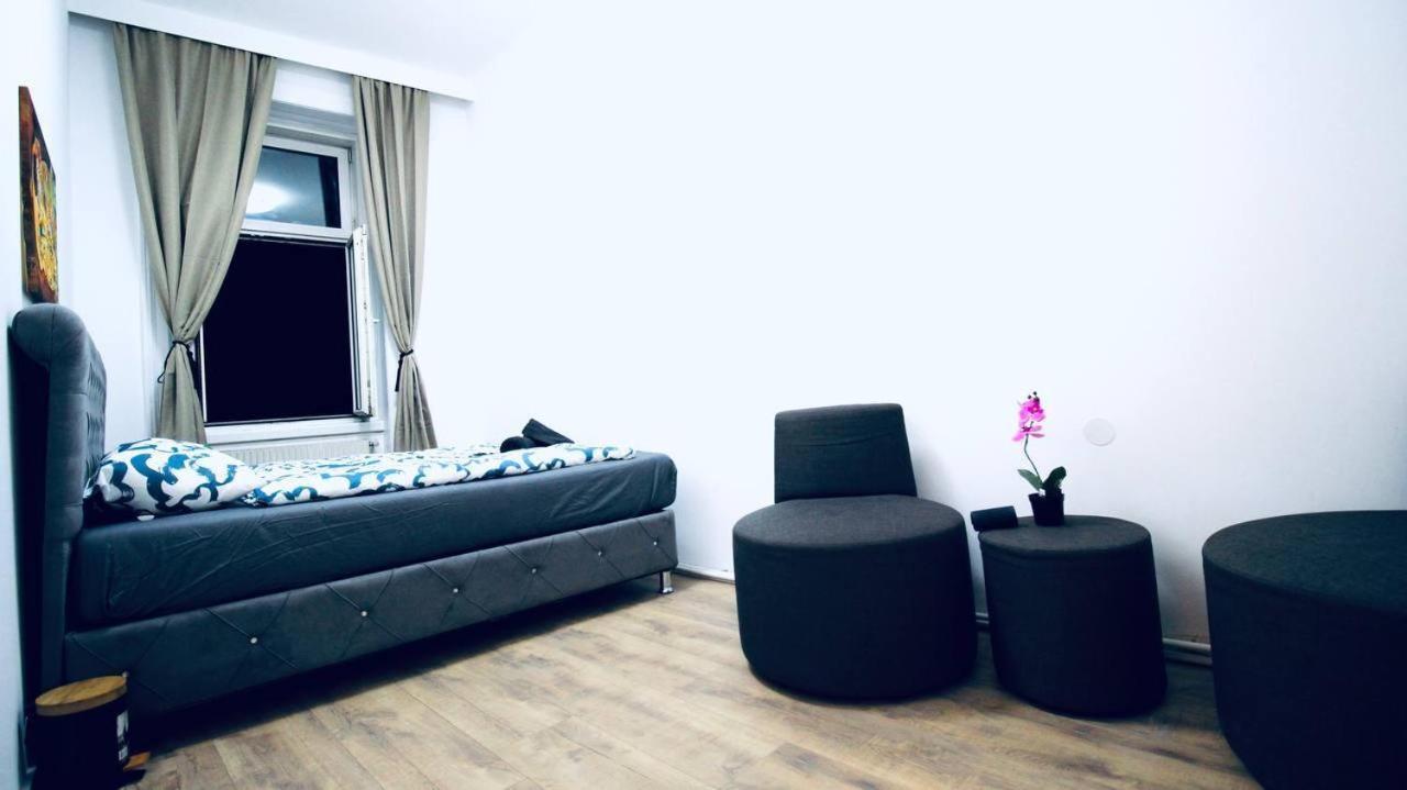 Modern Double Room Js A Vienna Exterior photo