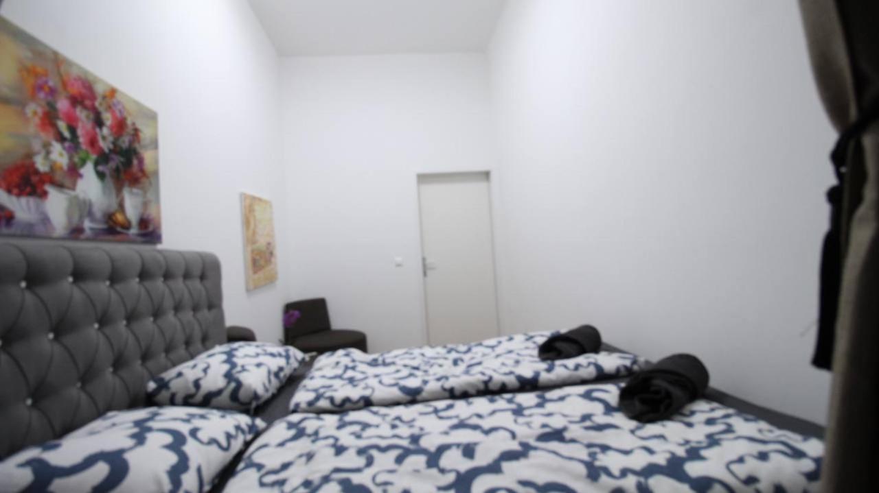 Modern Double Room Js A Vienna Exterior photo